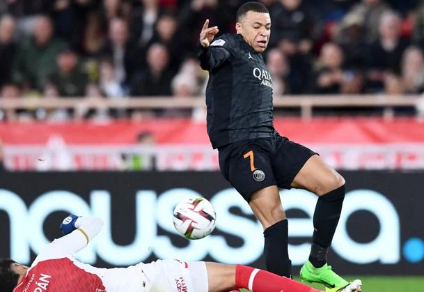 国米力克多特蒙德，阿扎尔乌龙送礼法甲